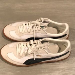 Puma Super Liga sneakers size 10.5